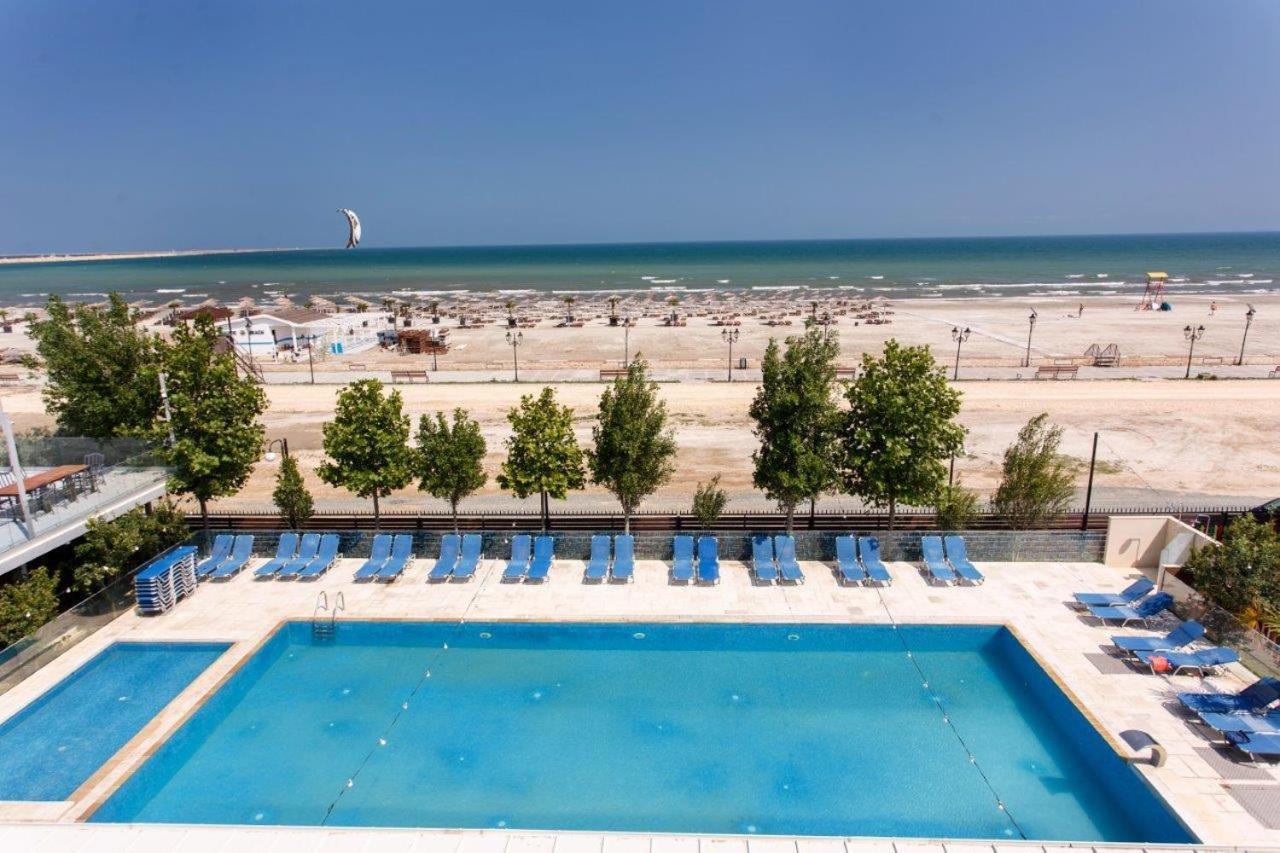 Hotel Nautic Sport Club Năvodari Esterno foto